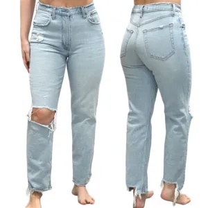 Abercrombie &amp; Fitch The ‘90s Straight Ultra High Rise Jeans in Light Destroy