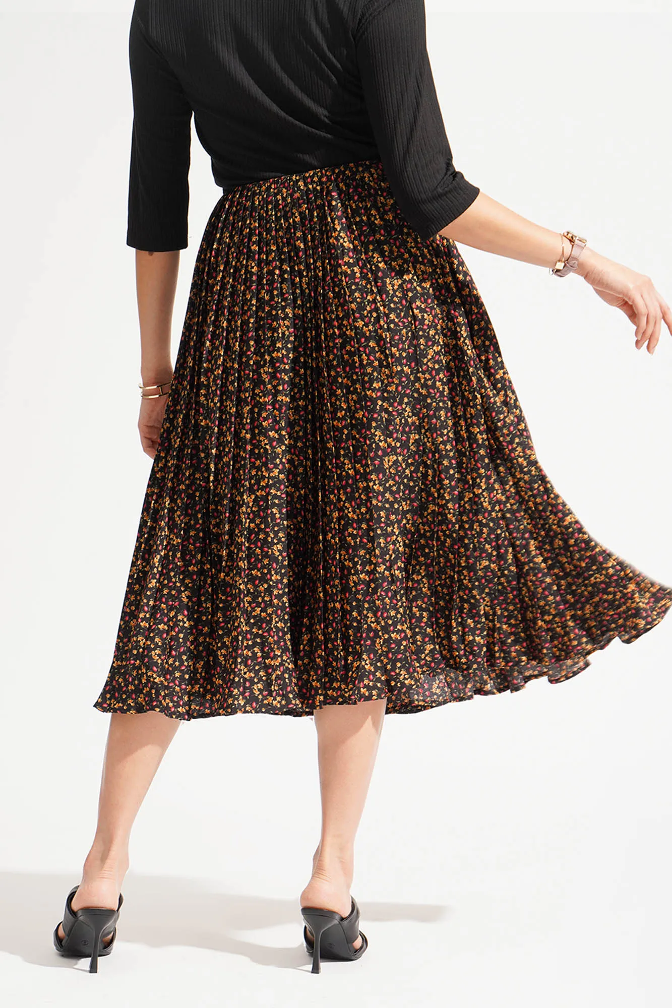 All Over Print Pleated Midi Skirt