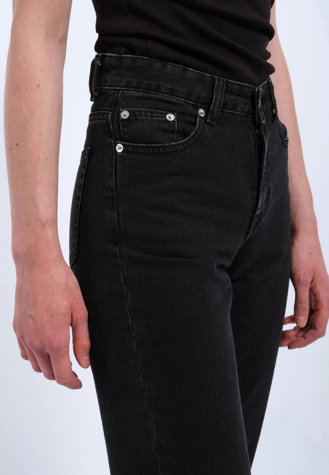 Arch - Tar Black Used