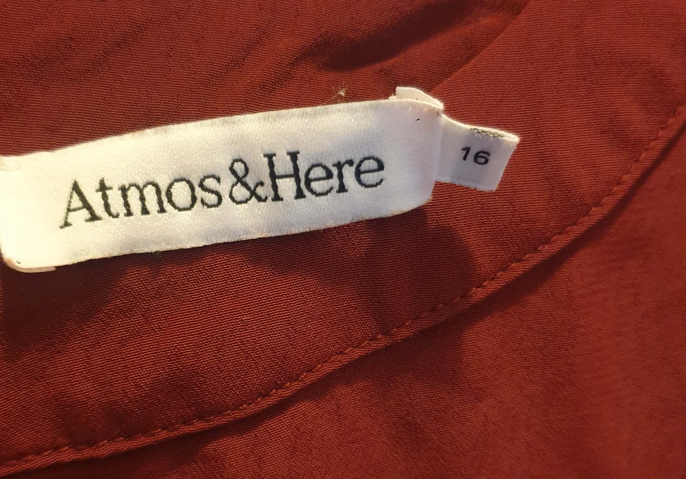 Atmos & Here red long bell sleeve top size 16