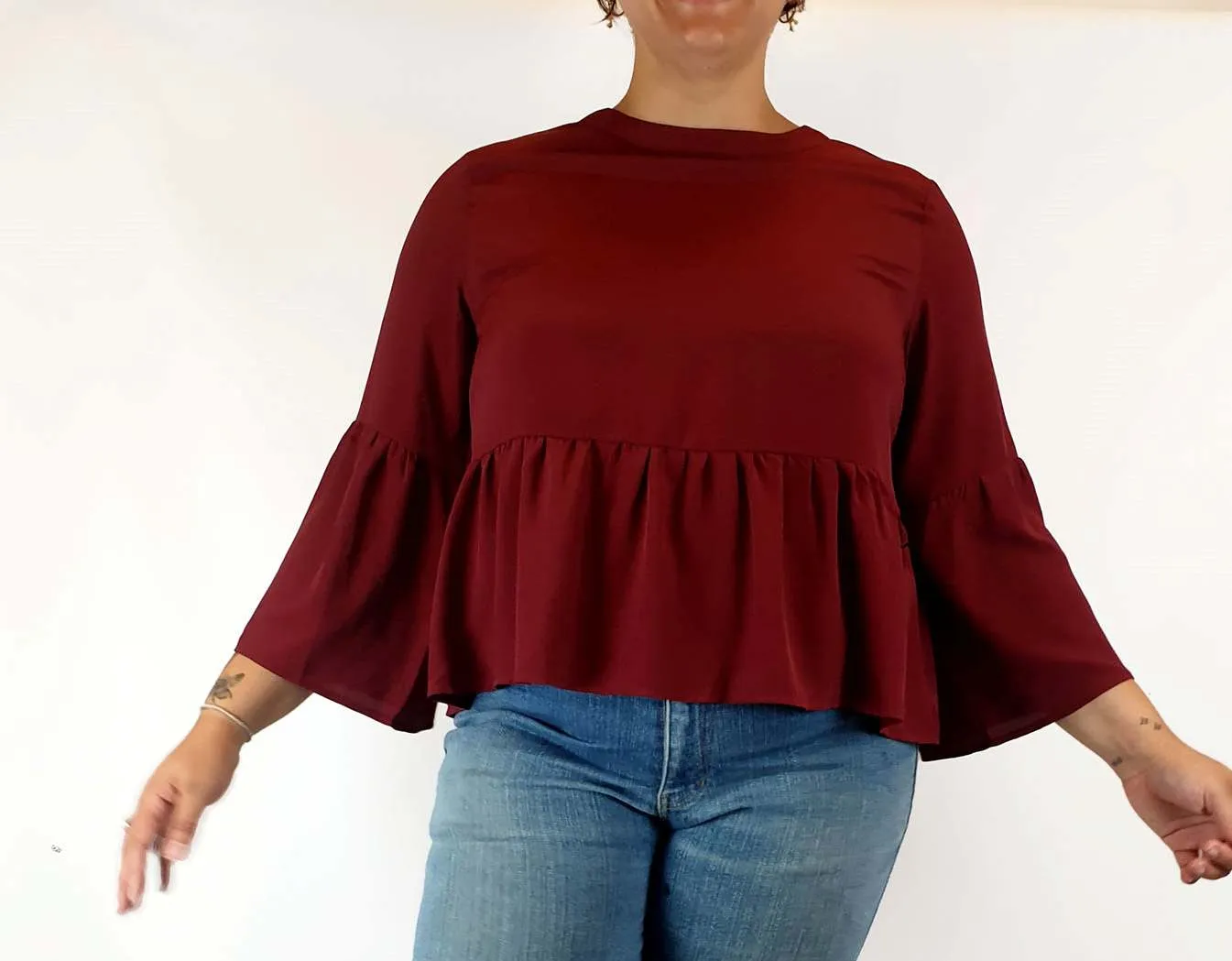Atmos & Here red long bell sleeve top size 16