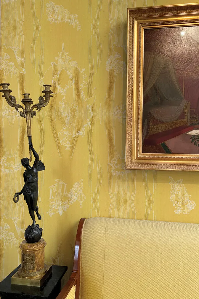 chinoiserie scenic wallpaper