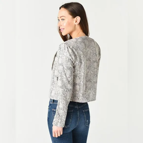 CUPCAKES &amp; CASHMERE Isabell Faux-Suede Cropped Motto Snake Print Jacket, M