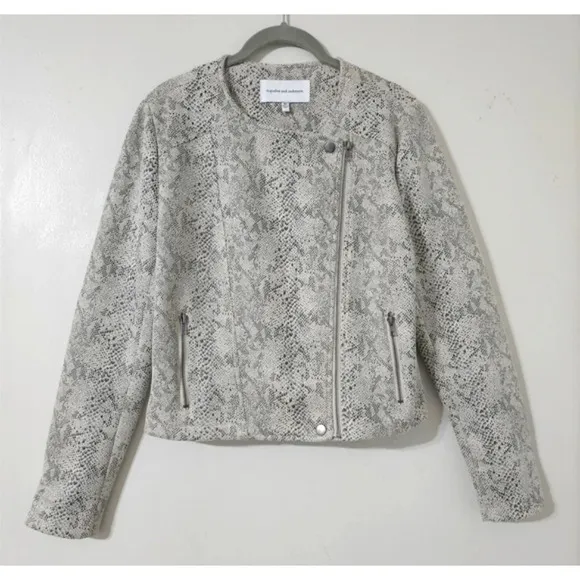 CUPCAKES &amp; CASHMERE Isabell Faux-Suede Cropped Motto Snake Print Jacket, M