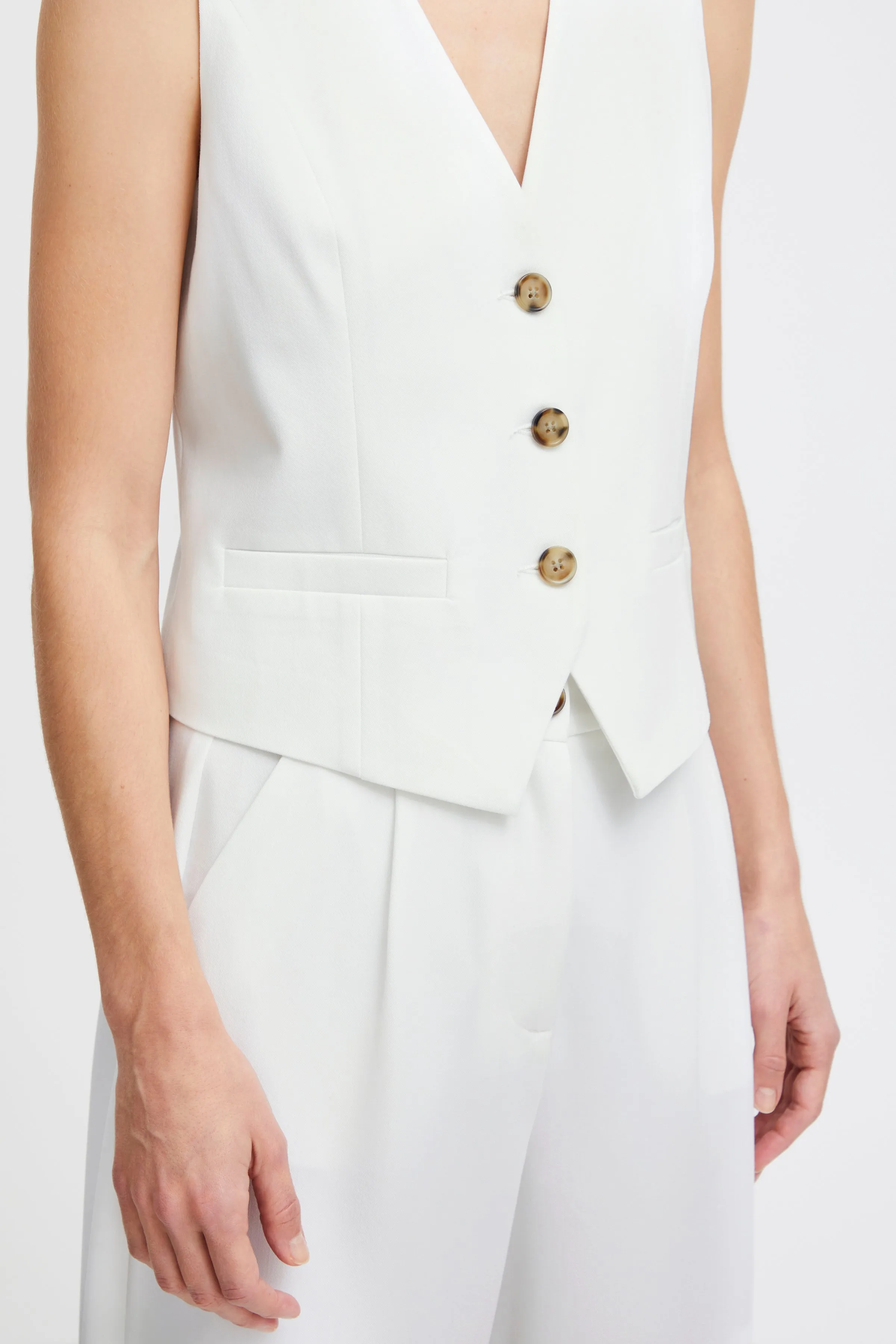 Deceri Waistcoat | Marshmallow