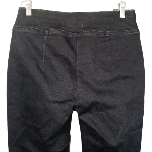 Driftwood Embroidered Floral Pull-on Stretch Black Jeans NWT Size 26