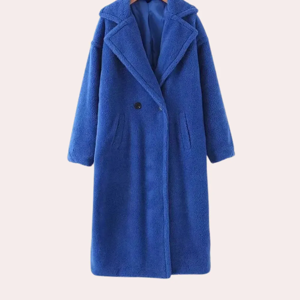 Elegant, comfortable Szilard women's coat in luxurious plush