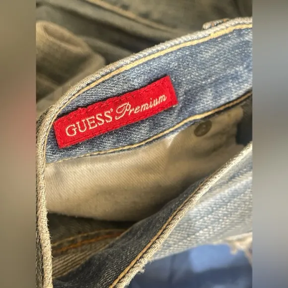 Guess Premium Jeans Women 26 Light Wash Distressed Y2K Low Rise Bootcut Vintage