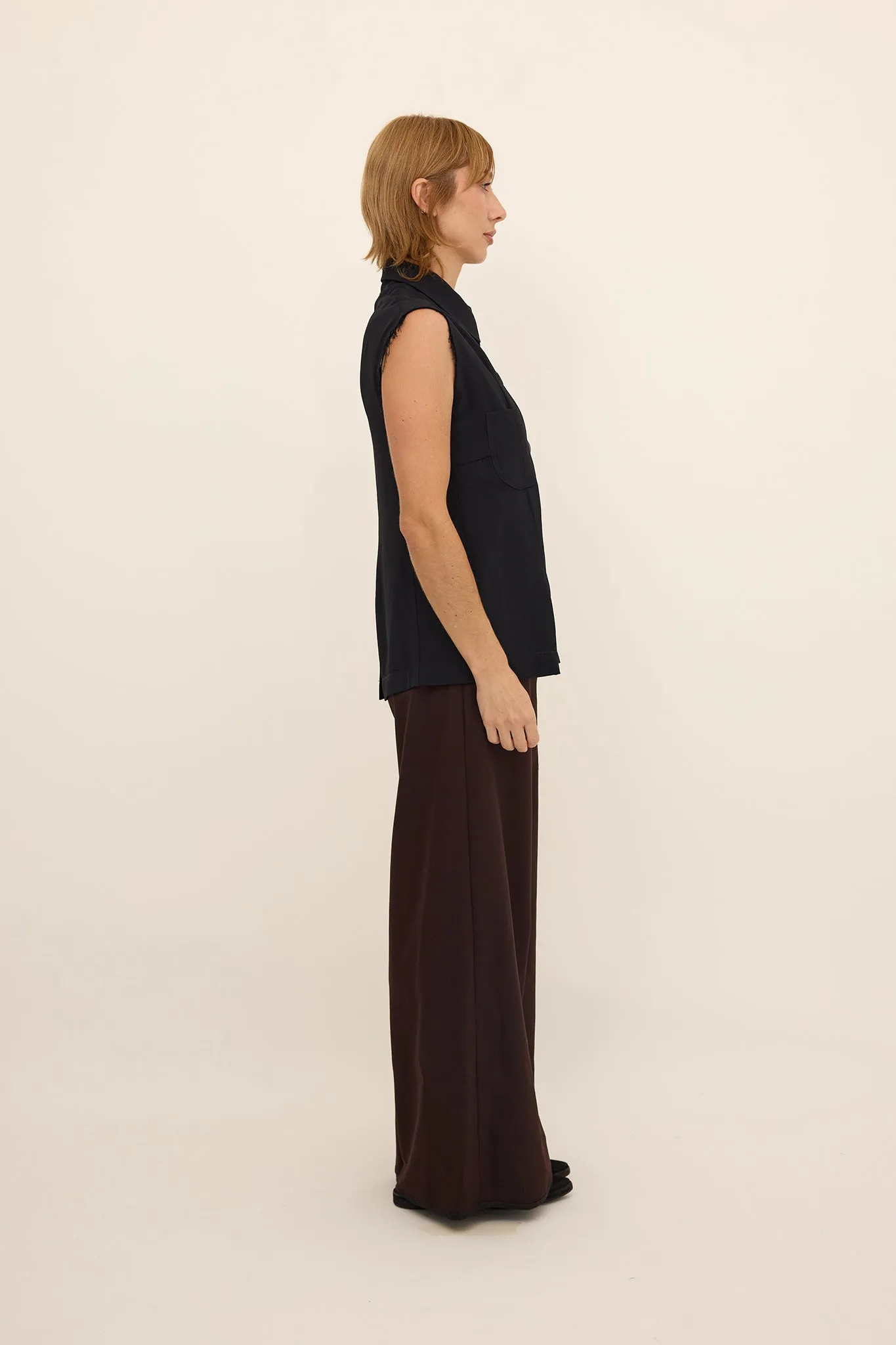 HEY JO Sleeveless Jacket - Black