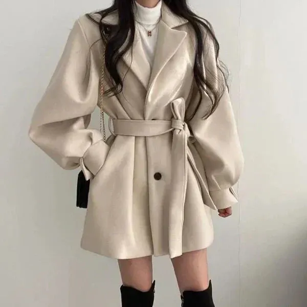 Judith belted short coat