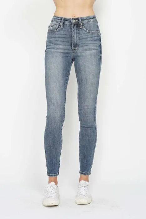 Judy Blue High Rise Super Sanded Tummy Control Skinny