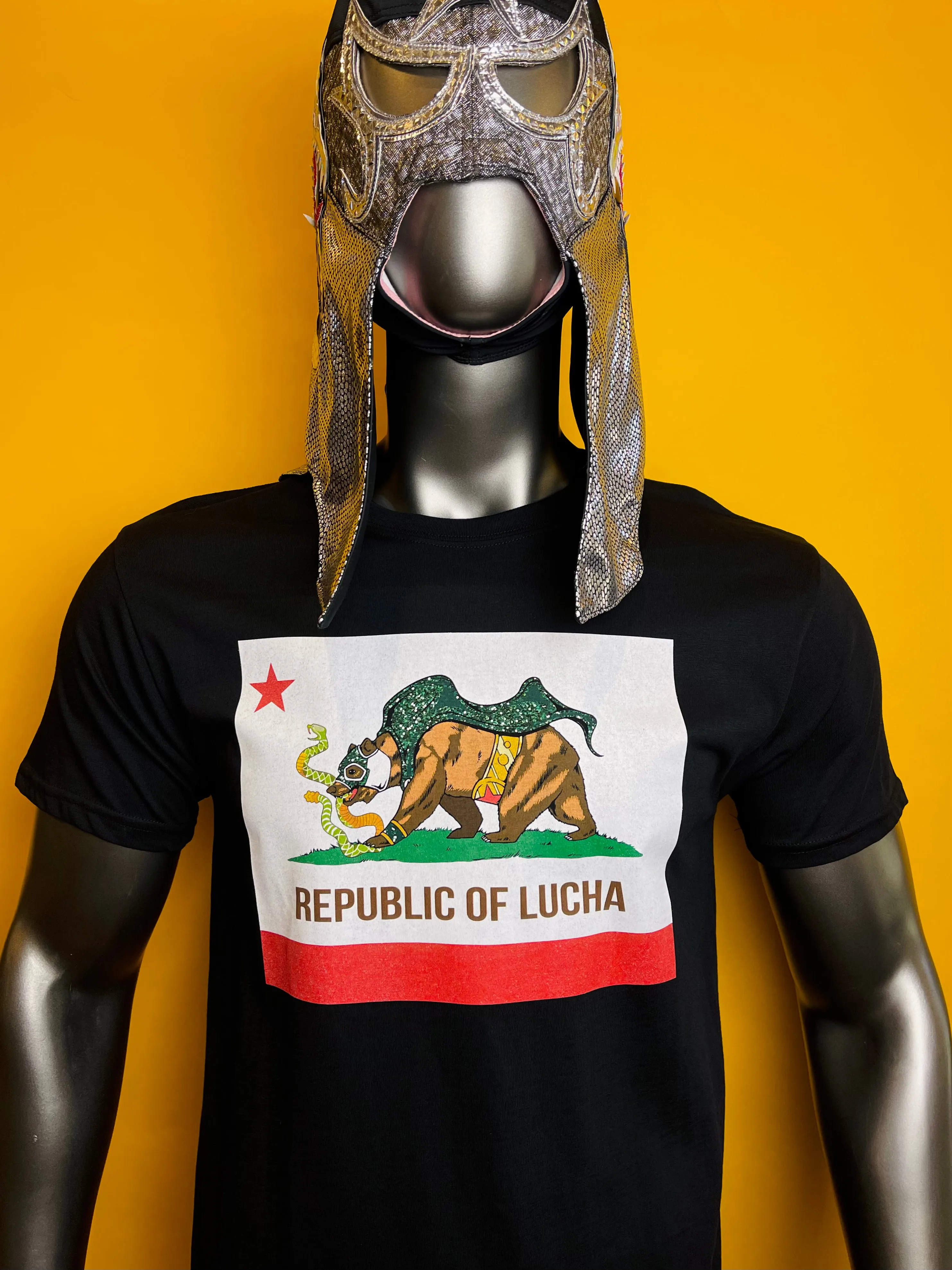 LA BANDERA ROL t-shirt