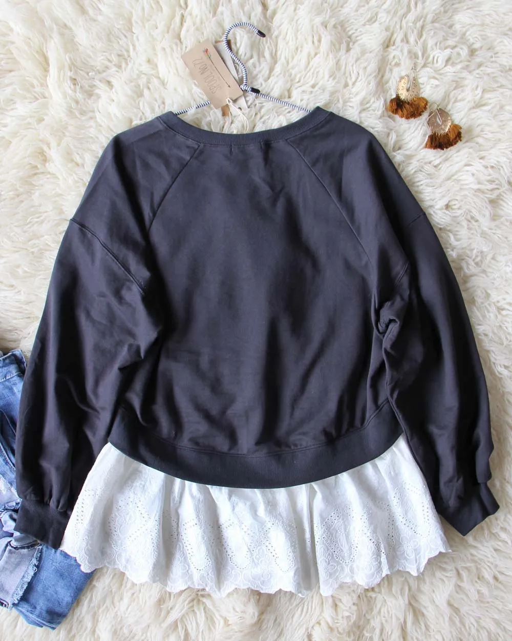 Laced Sweatshirt in Charcoal