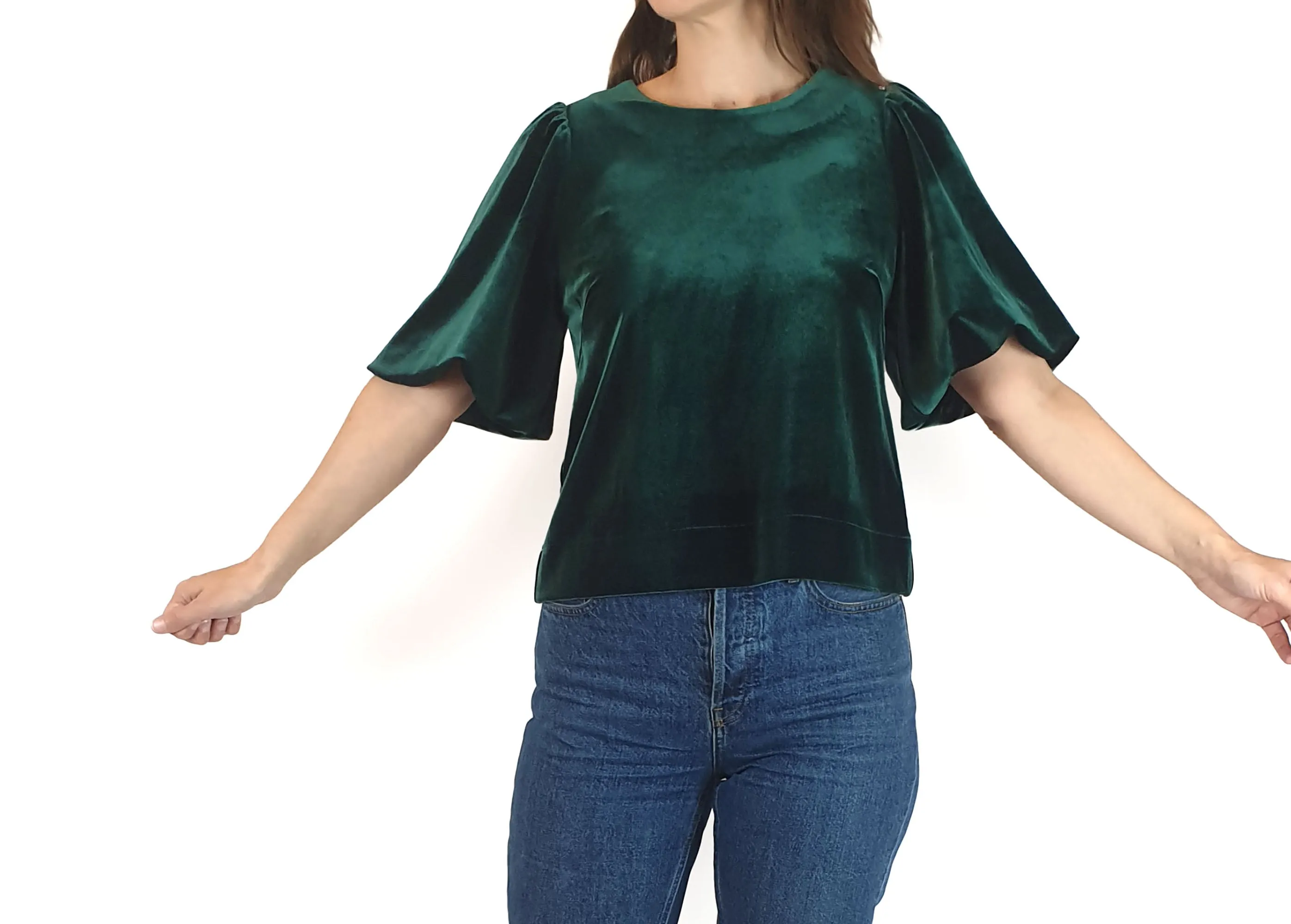 Leonard St green velvet half sleeve top size 8