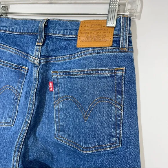Levi's Premium Wedgie Icon Fit Cheeky Jeans in Charleston Moves Size 25 Revolve