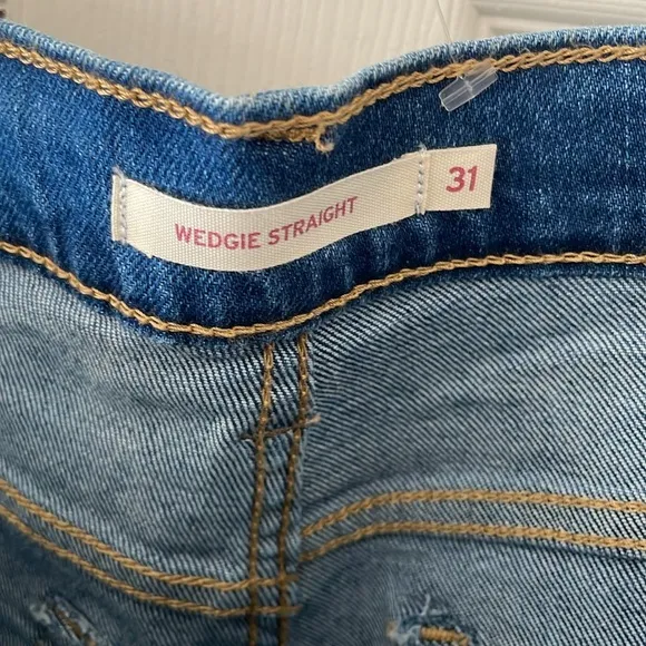Levi’s wedgie jeans size 31 high rise NWT