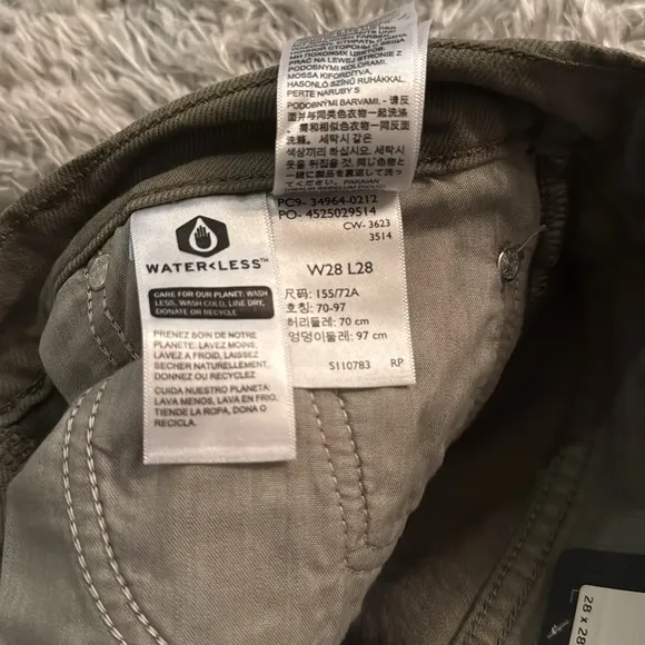 Levi’s Wedgie Straight Fit Green High Rise Jeans