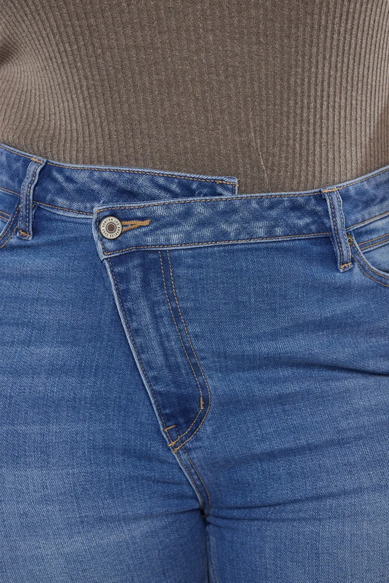 Lory High Rise Slim Straight Jeans (Plus Size)