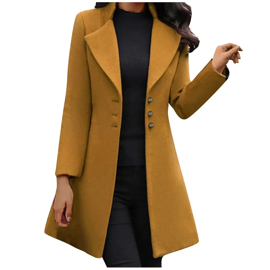 Lovely women's button-front coat