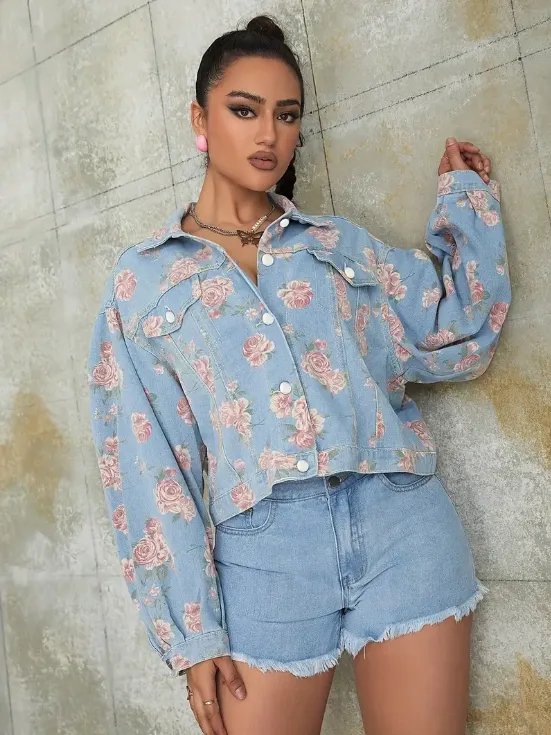 Moxie - denim jacket with floral pattern