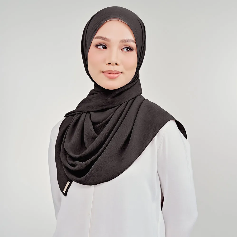 Muna in Pitch