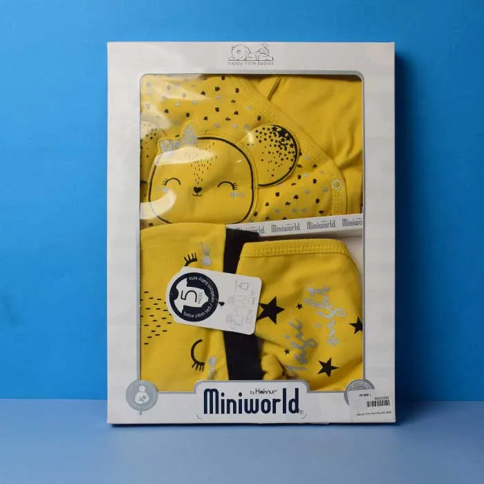 New Born Baby Set Gift Pack Box Zero With Head Cap, Soaks And Cartoon Tattoo Shirt