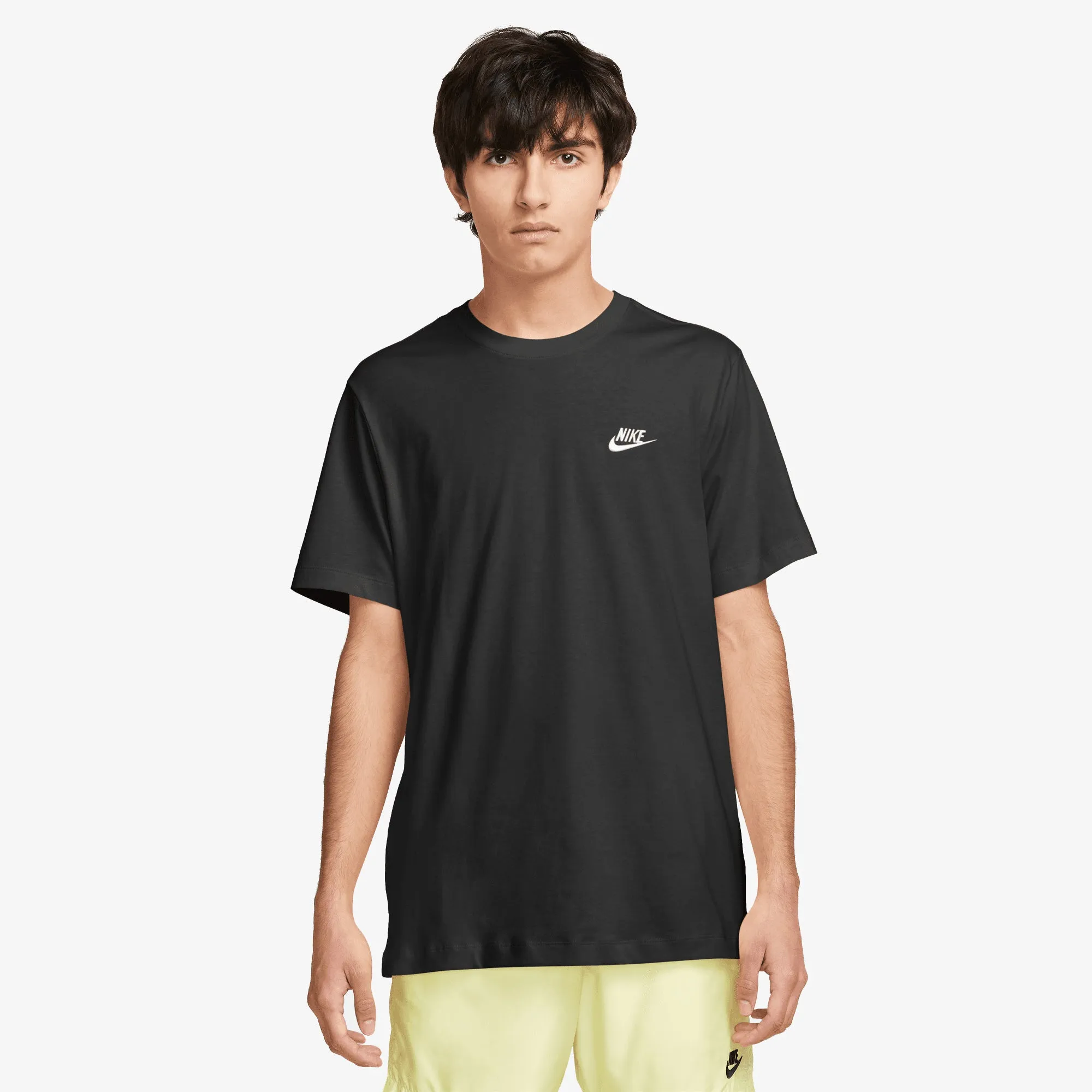 NIKE | SPORTSWEAR CLUB { BLACK/WHITE