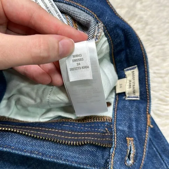 NWT Baggy Straight Jeans in Dark Worn Indigo Wash in size 24