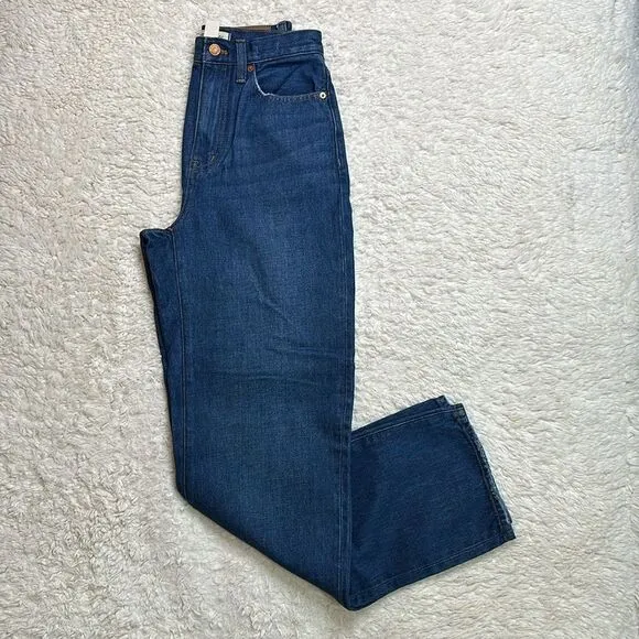NWT Baggy Straight Jeans in Dark Worn Indigo Wash in size 24
