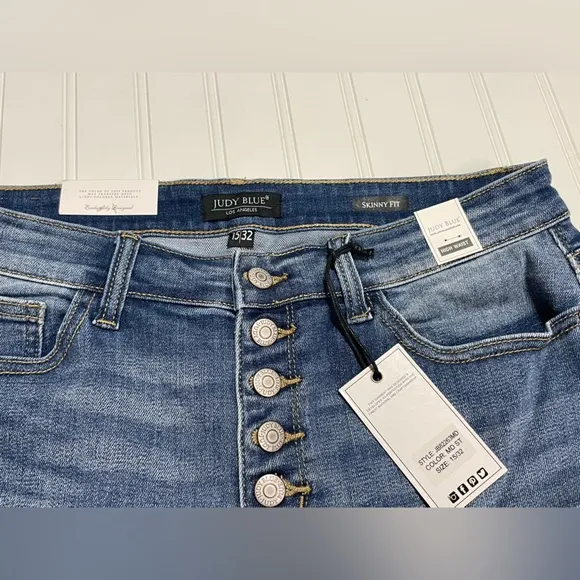 NWT Judy Blue High Rise Button Fly Skinny Jeans Size 15