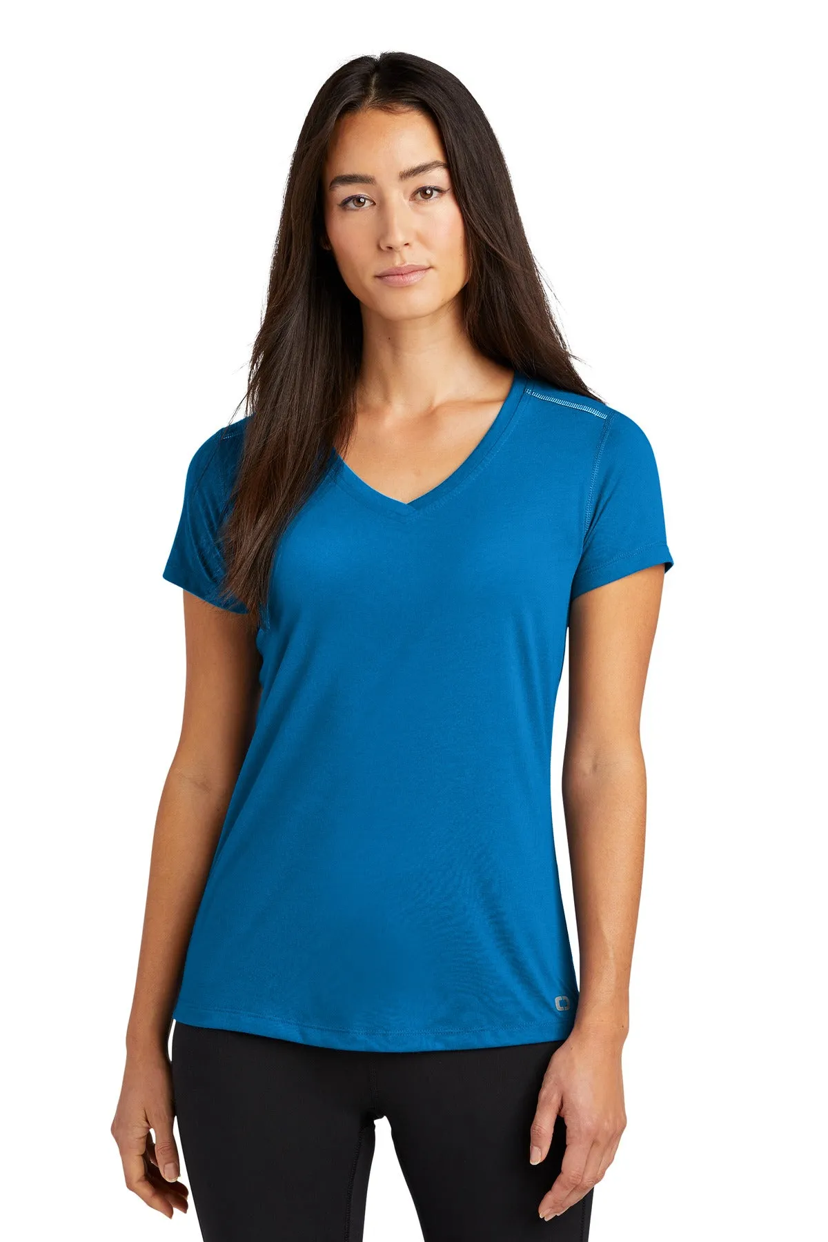 OGIO ¨ Ladies Peak V-Neck Tee. LOE337