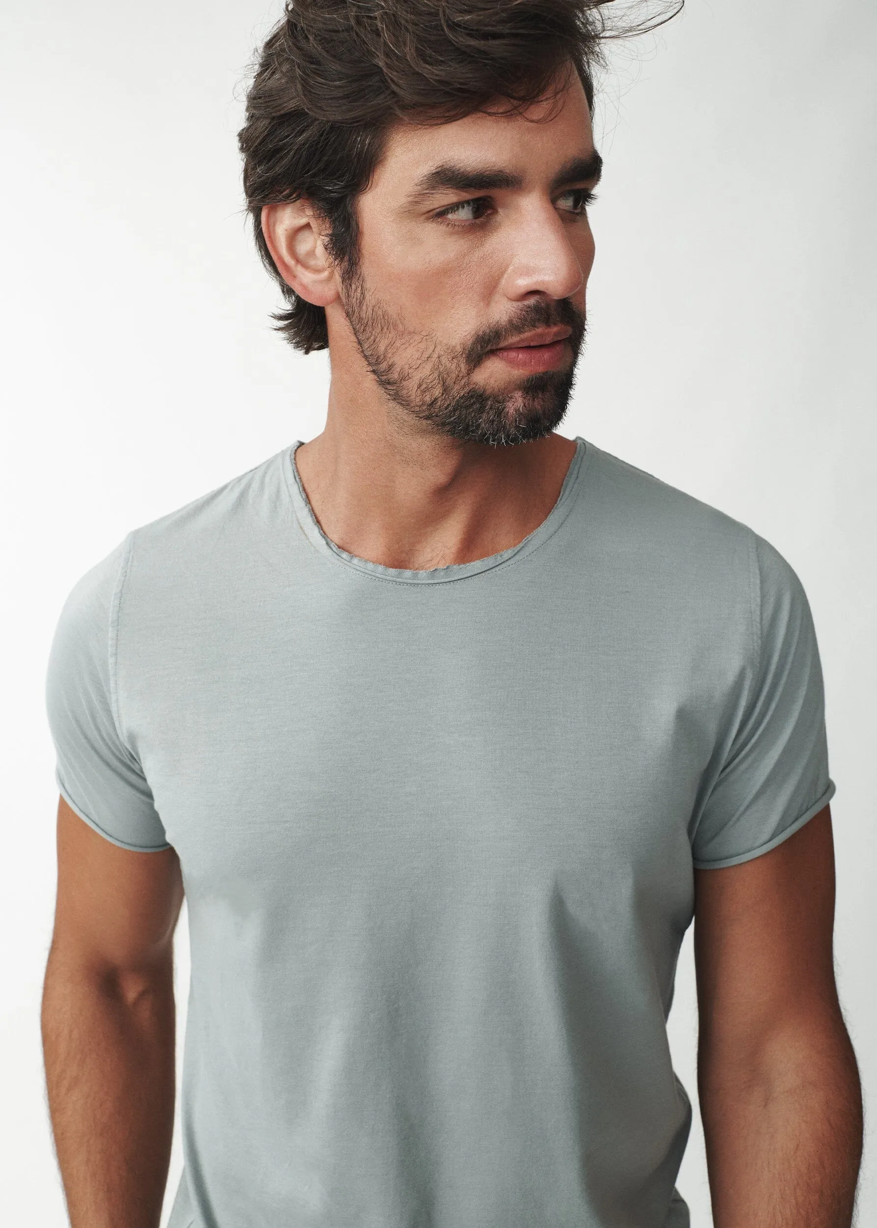 RAW EDGE T-SHIRT