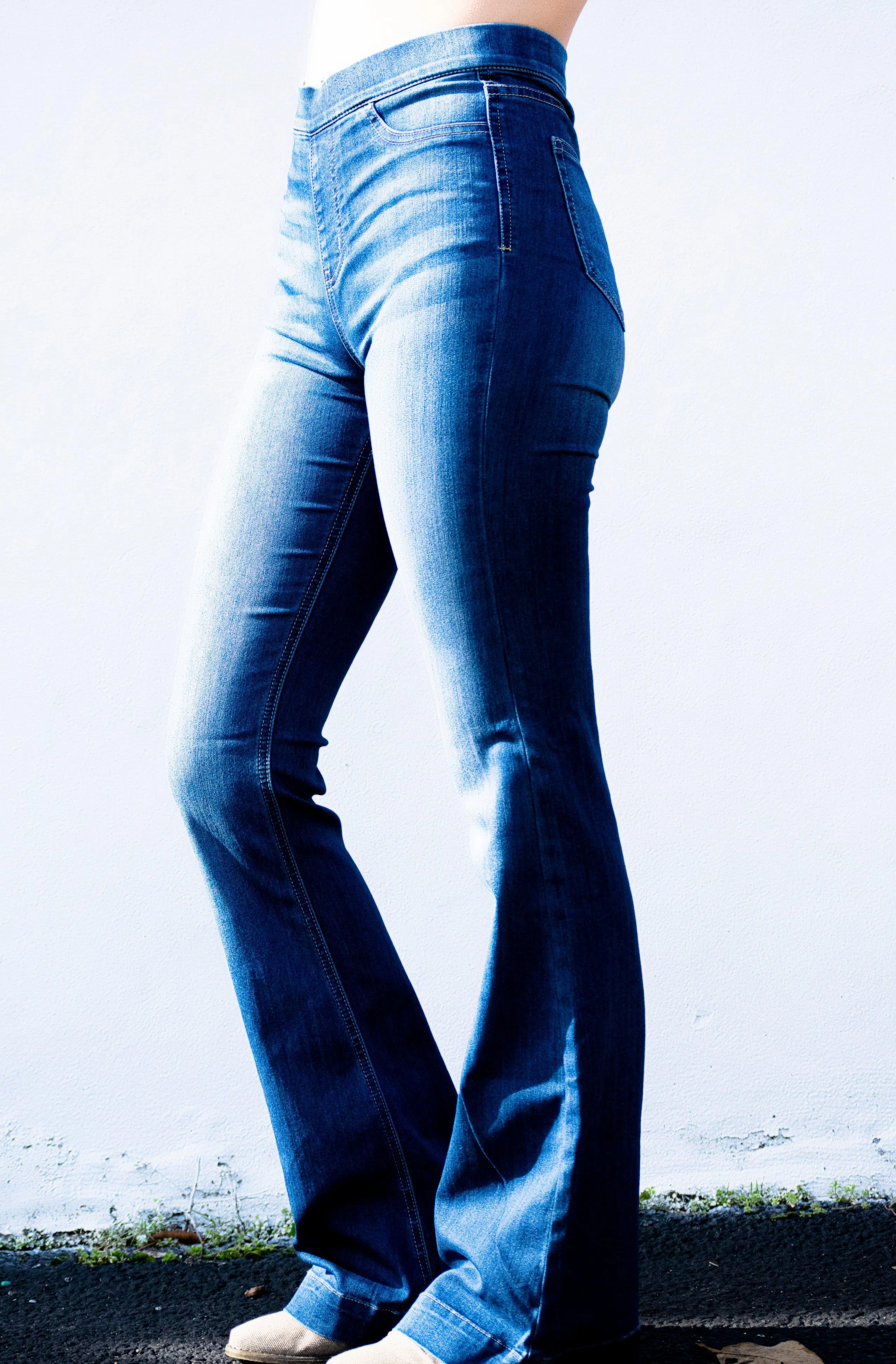 Reece Flare Jeans Dark Blue
