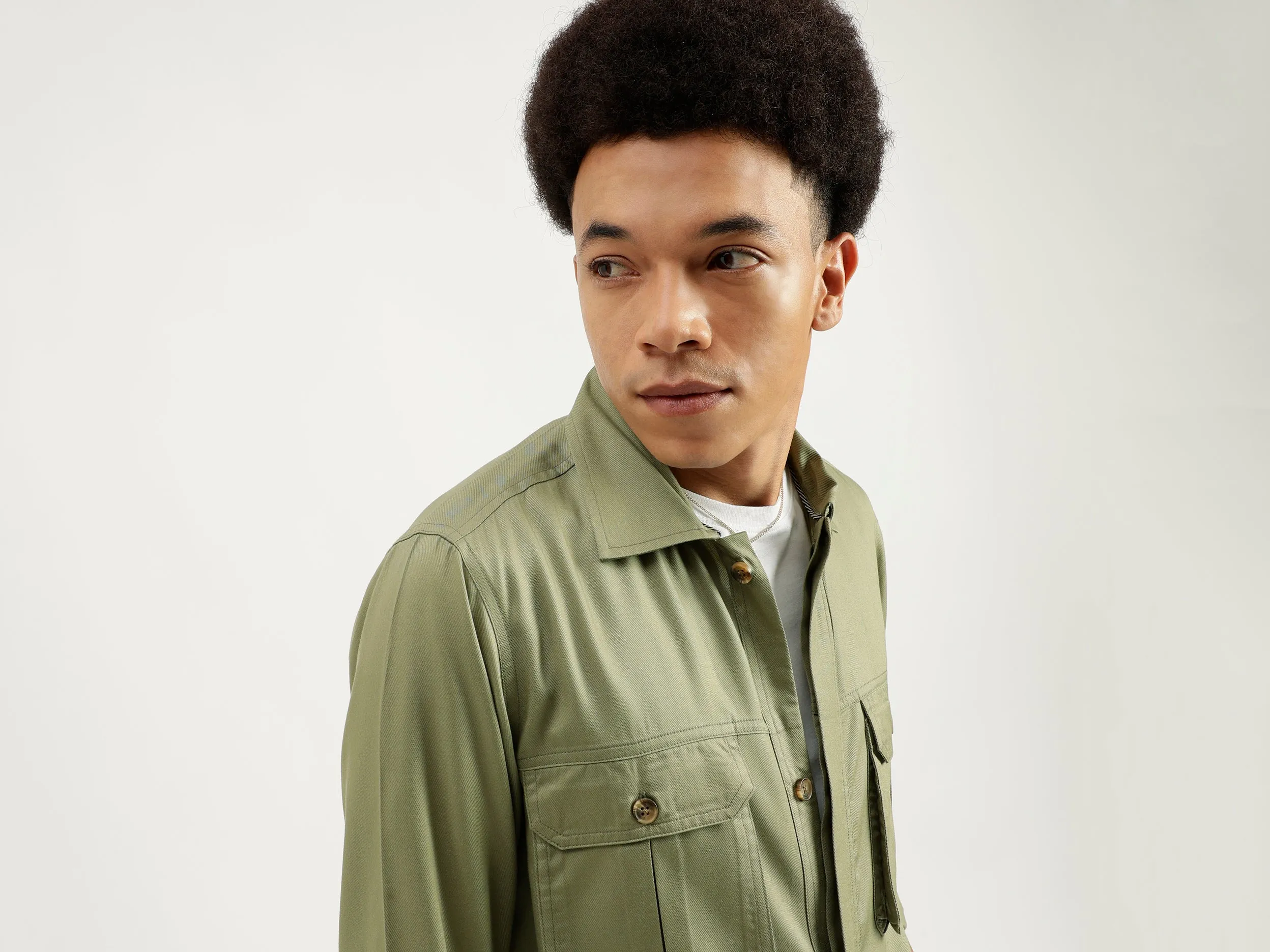 Regular Fit Spread Collar Solid Shacket