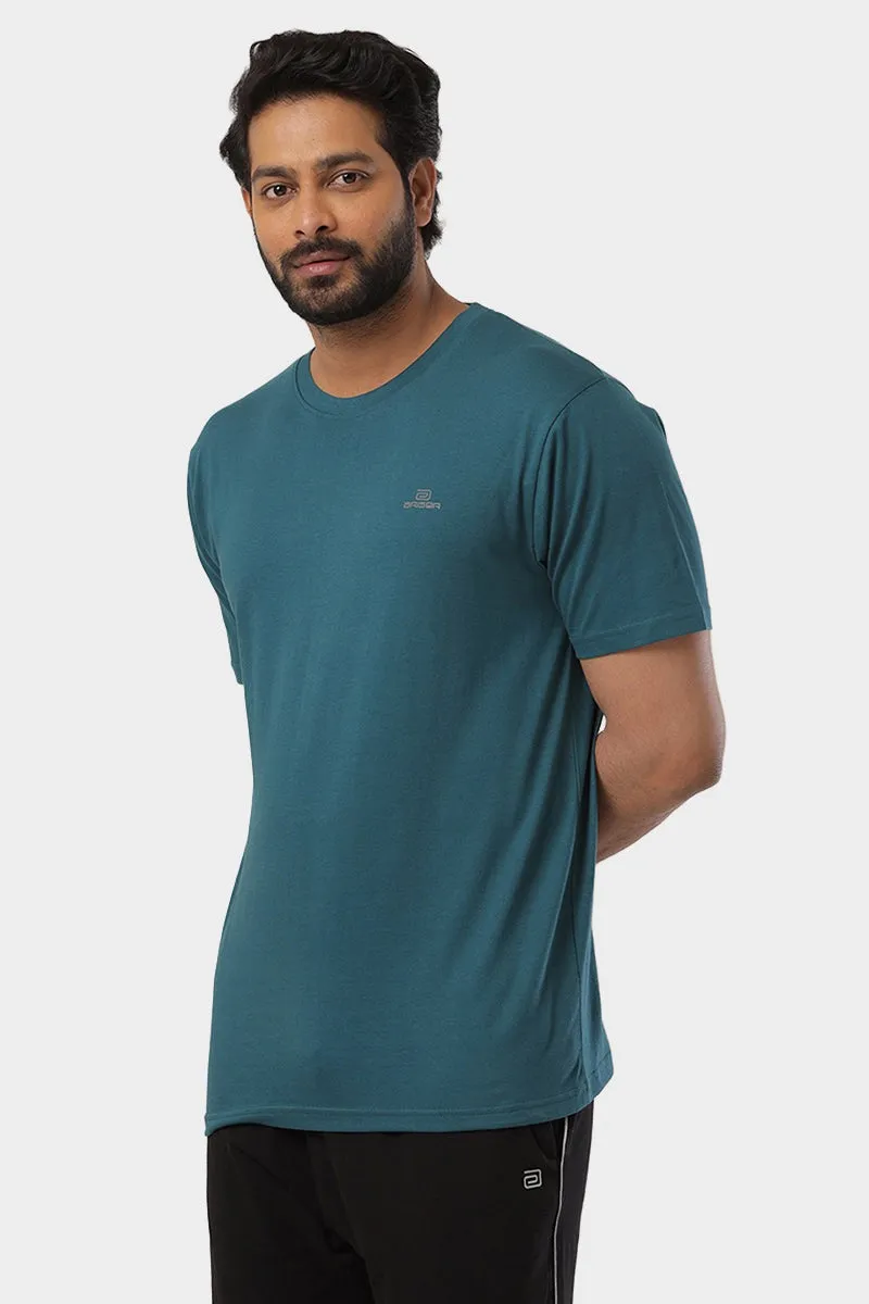Round Neck - Dark Green Solid T-Shirt For Men | Ariser