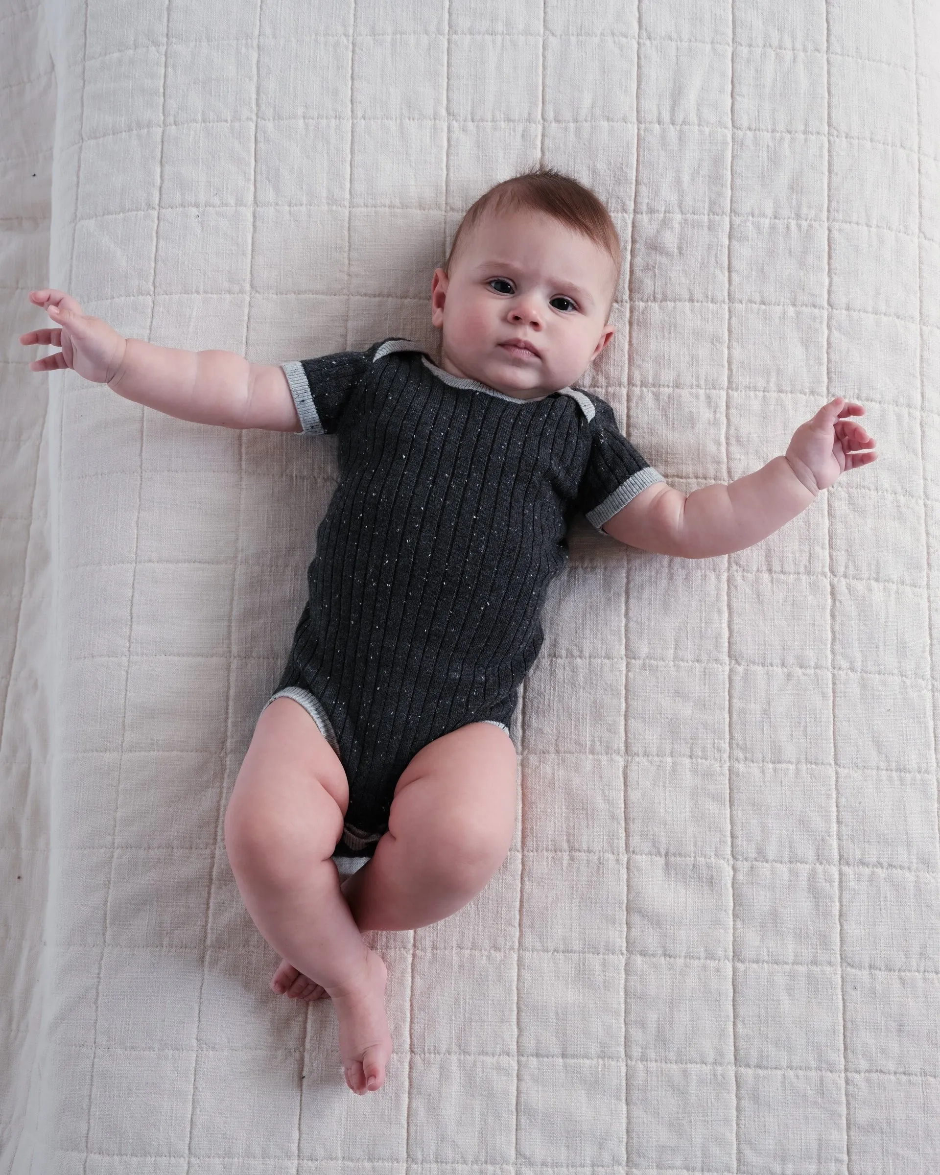 Short Sleeve Bodysuit - Hug Me