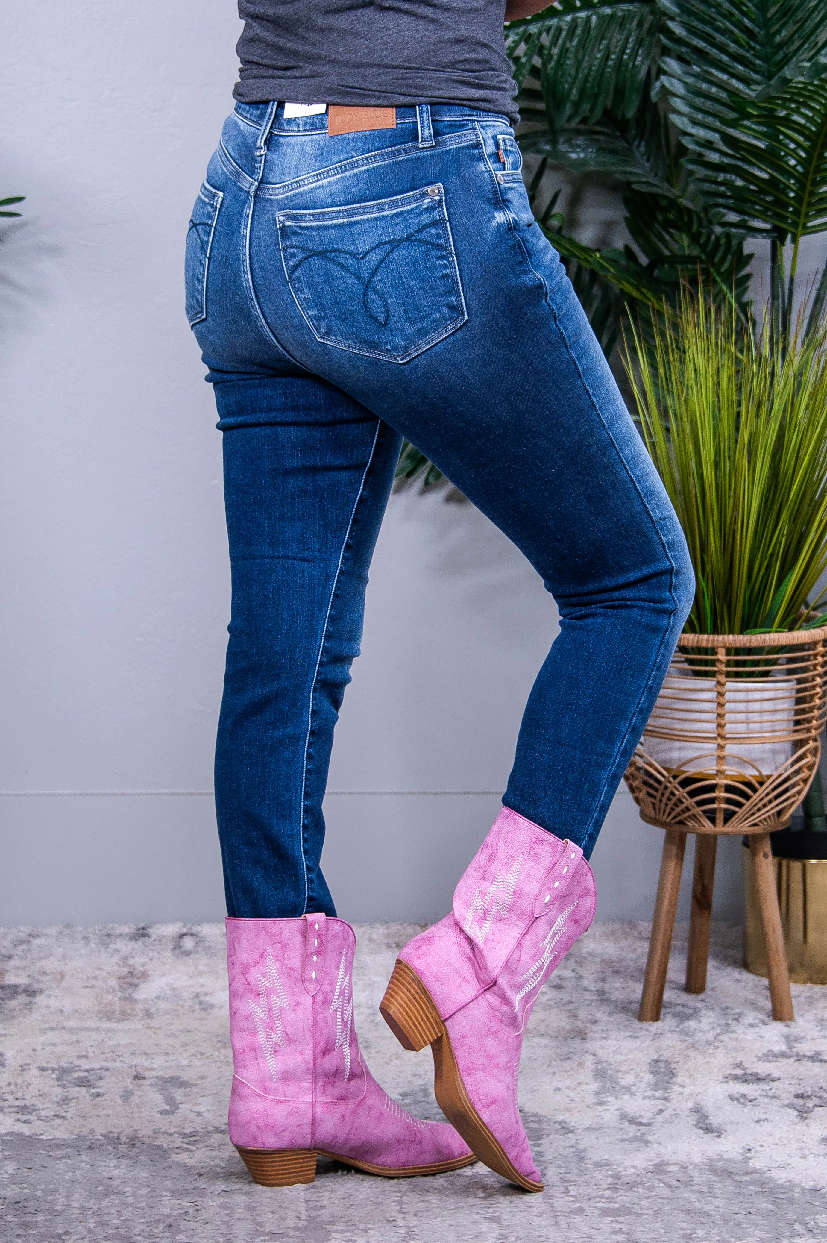 Skylar Mid Rise Thermal Vintage Skinny Jean