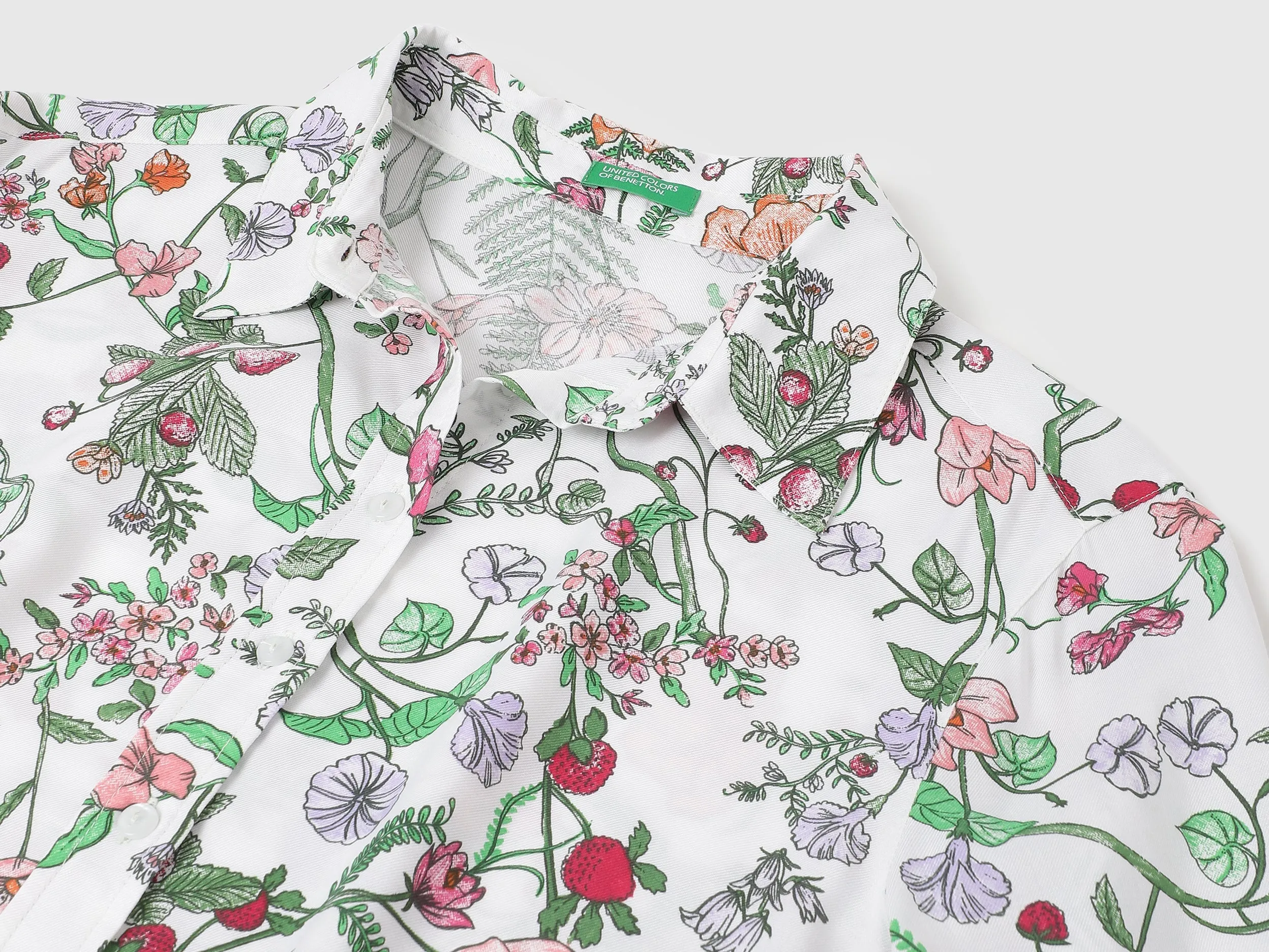 Spread Collar Floral Print Shirts