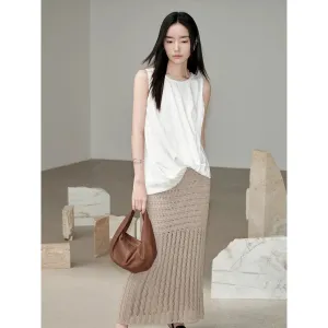 Textured Sleeveless Slim Top