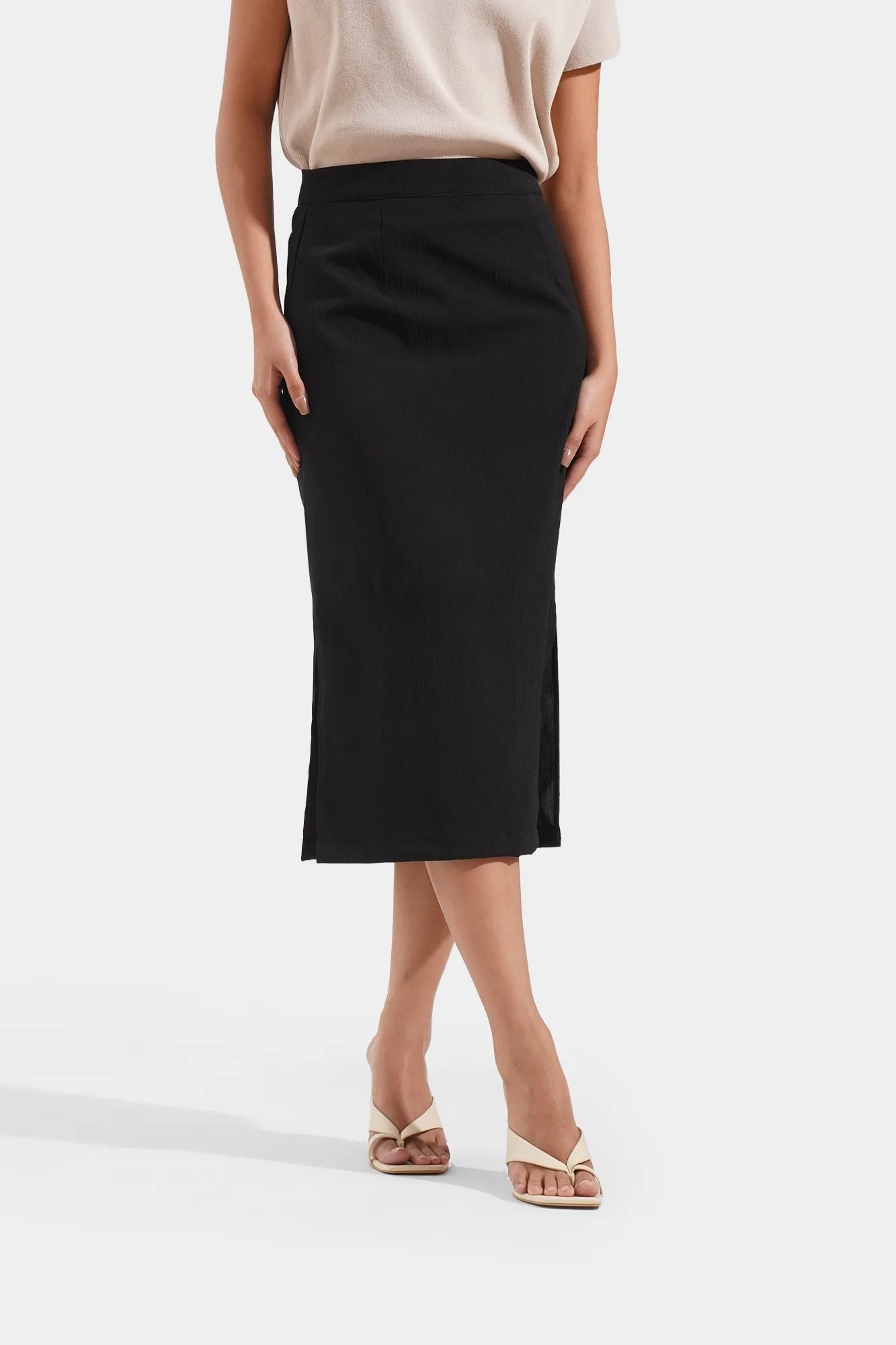 Textured Slim Skirt