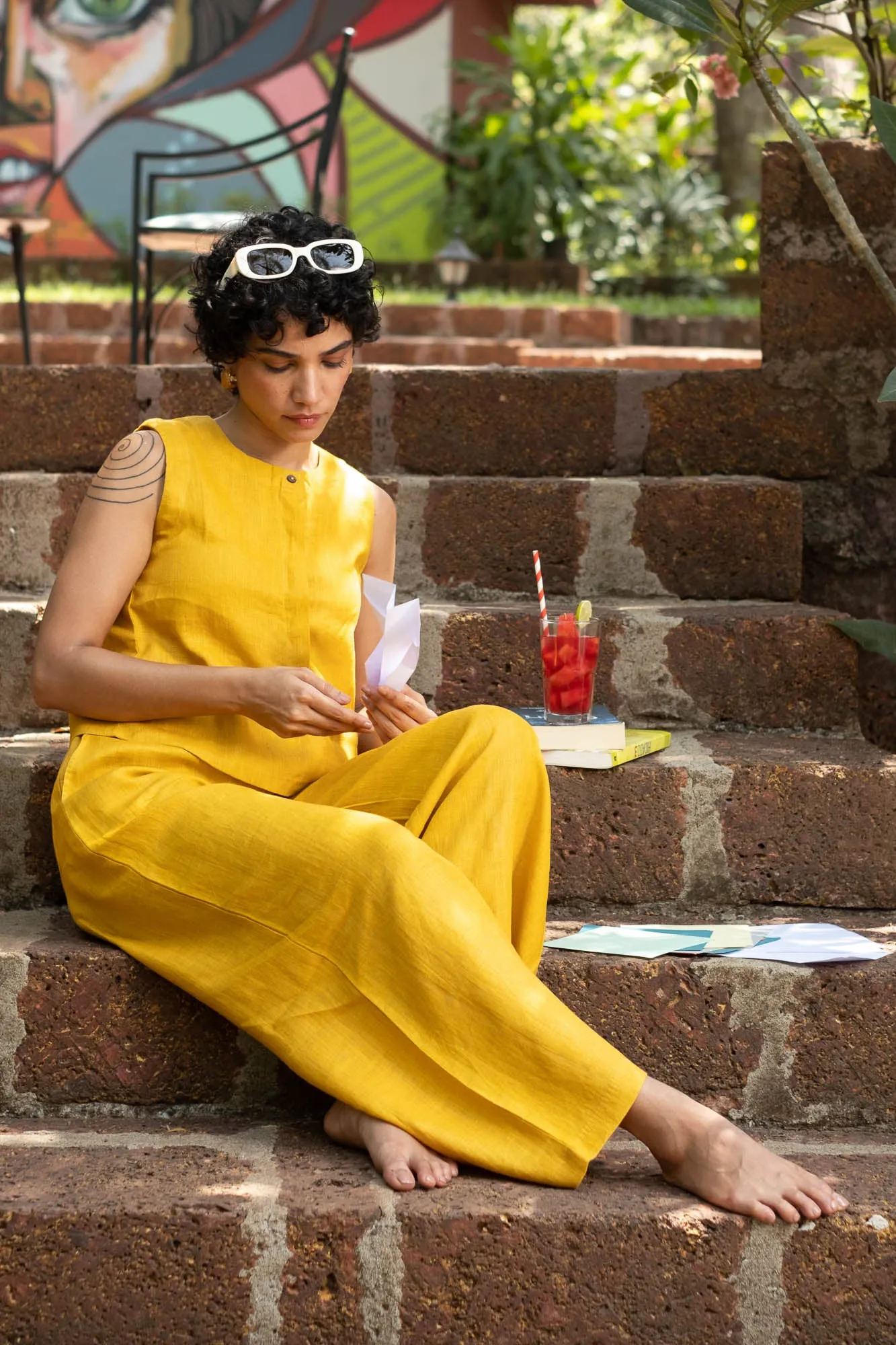 The Linen Sleeveless Shirt