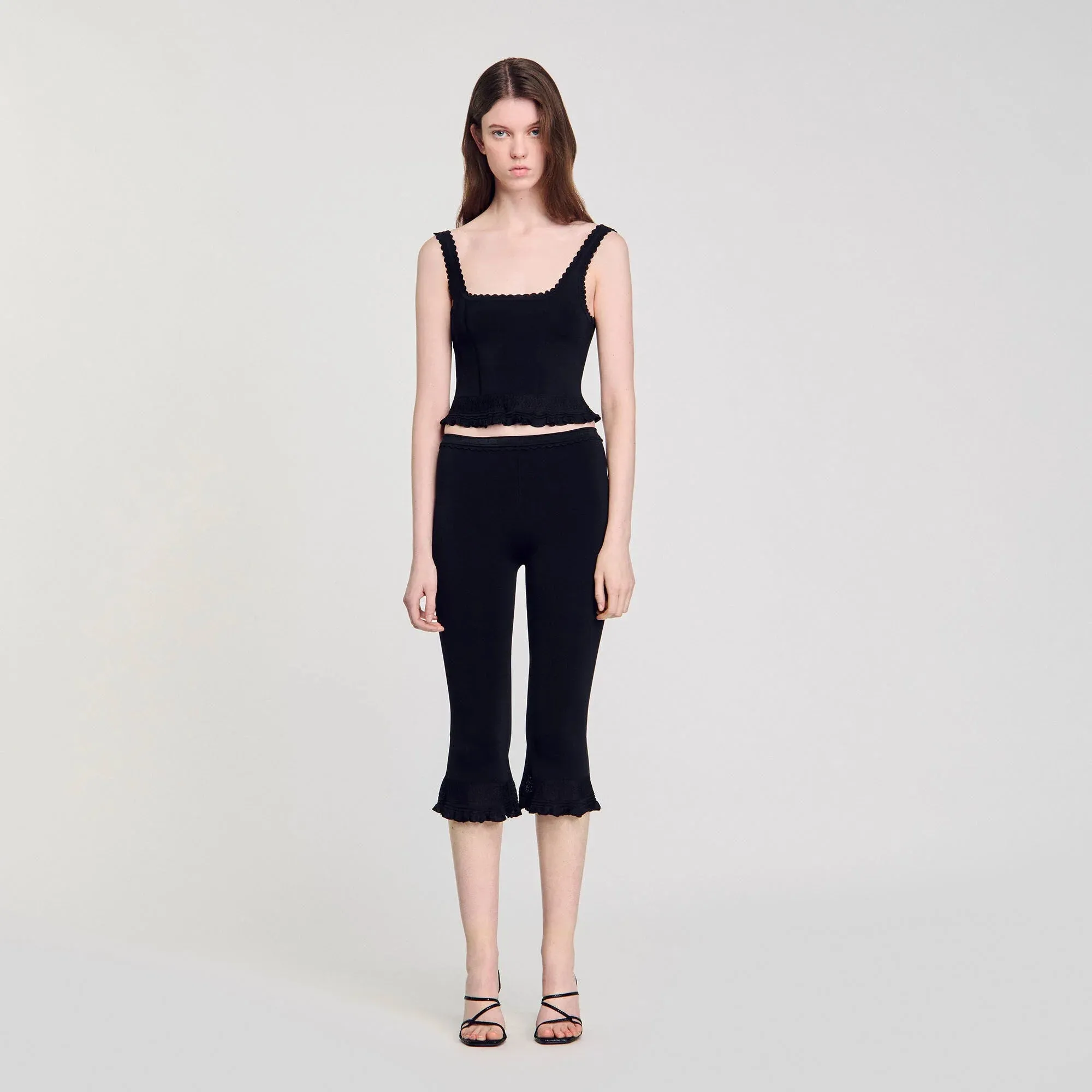Titi Ruffled Capri Pants Black