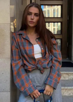 Vintage-InspiRed Plaid Shirt - Relaxed Fit with Lapels and Pocket