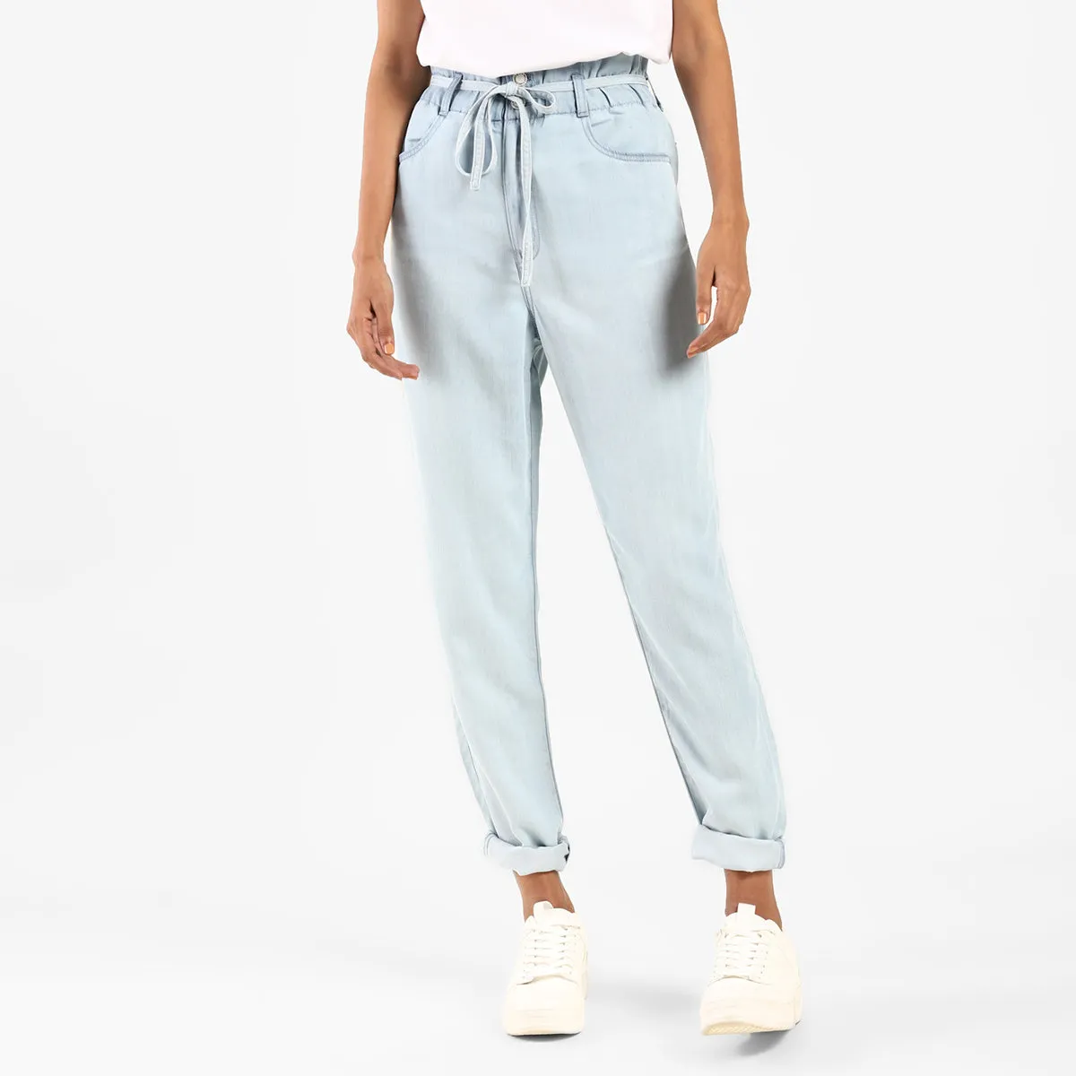 Women's Blue Tapered Fit Mid Rise Jeans