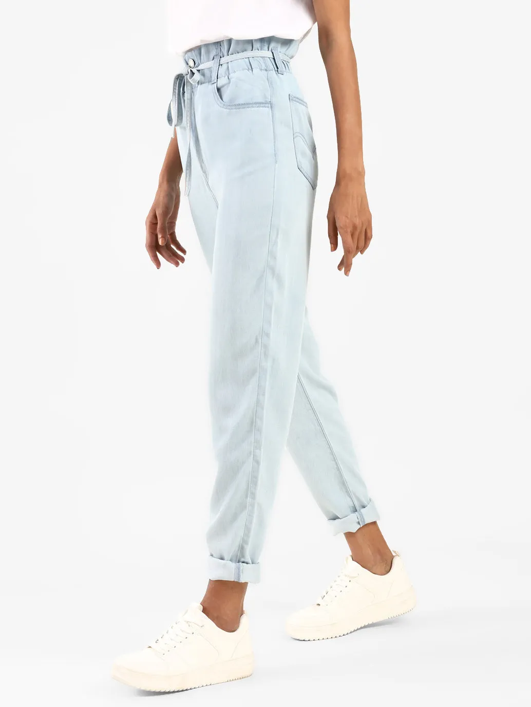 Women's Blue Tapered Fit Mid Rise Jeans