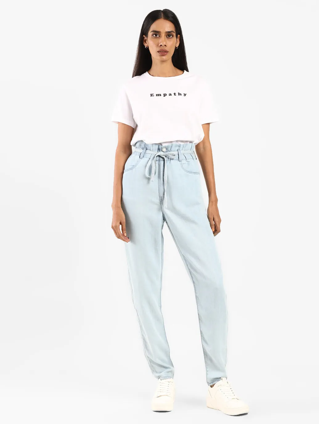 Women's Blue Tapered Fit Mid Rise Jeans