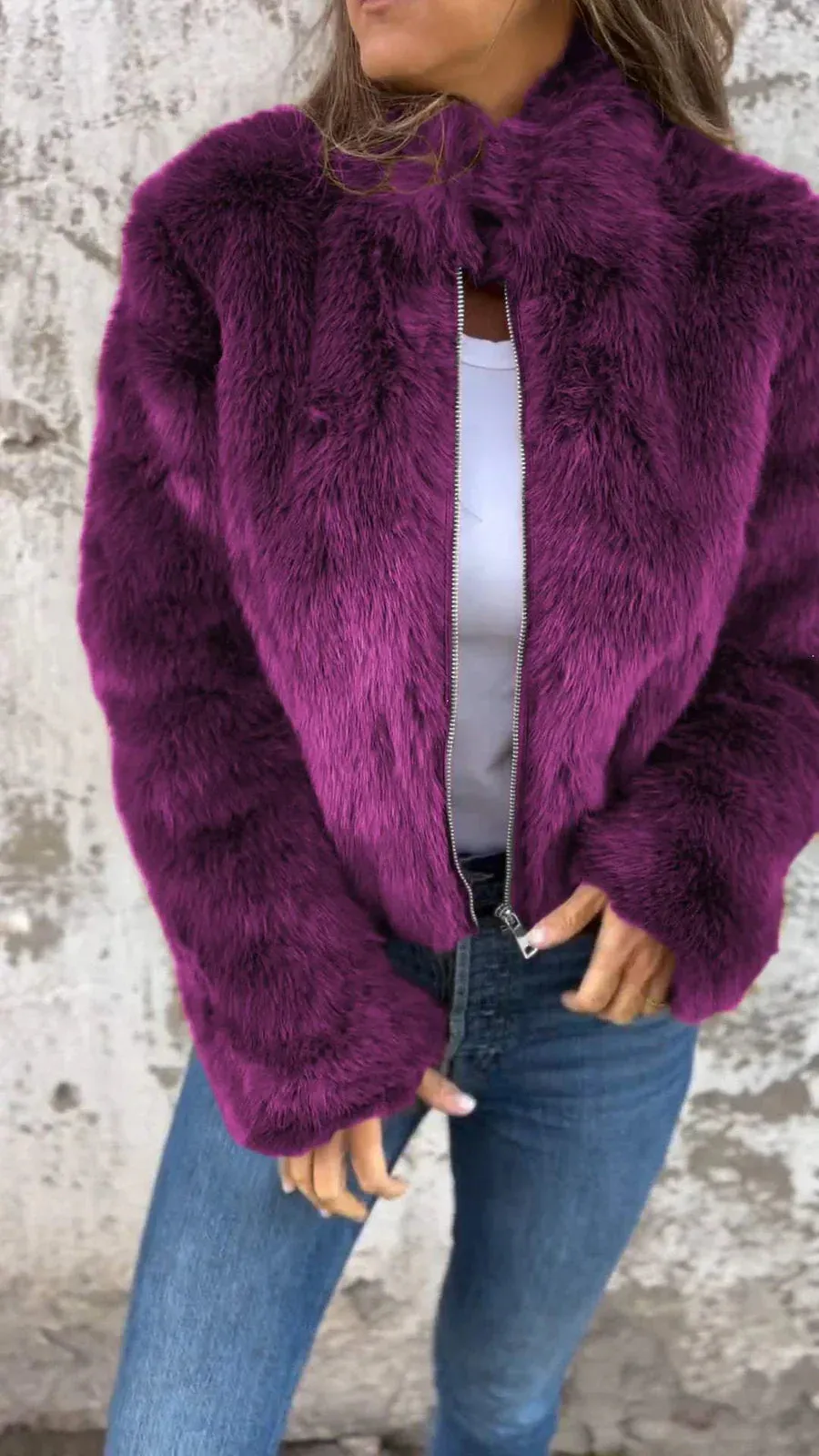 Women's Luxurious Fur Coat: Hope for Comfort
