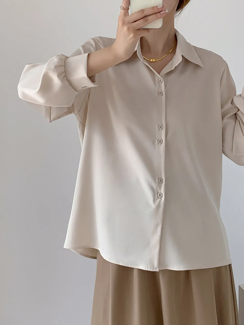 Women's Satin Long Sleeve Dress Shirt for Smart and Casual Occasions