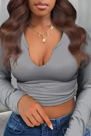 Women’s Sexy V-Neck Long-Sleeve Crop Top