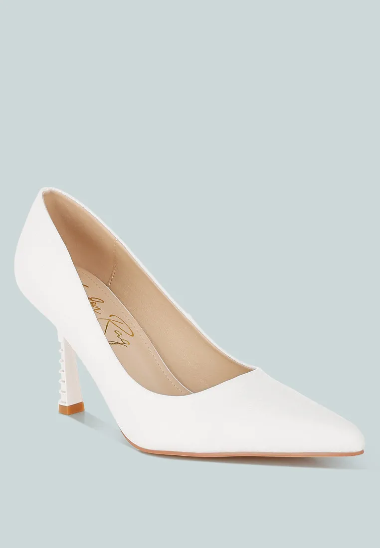 Zuzana Pointy Toe Pumps